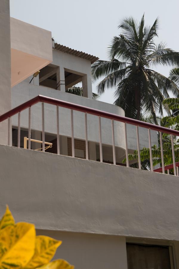 Hotel Peacock Kovalam Exteriör bild