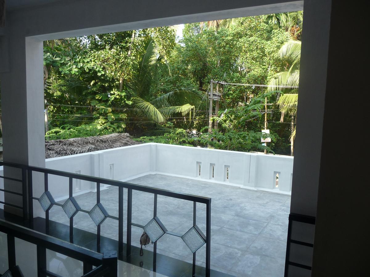 Hotel Peacock Kovalam Exteriör bild