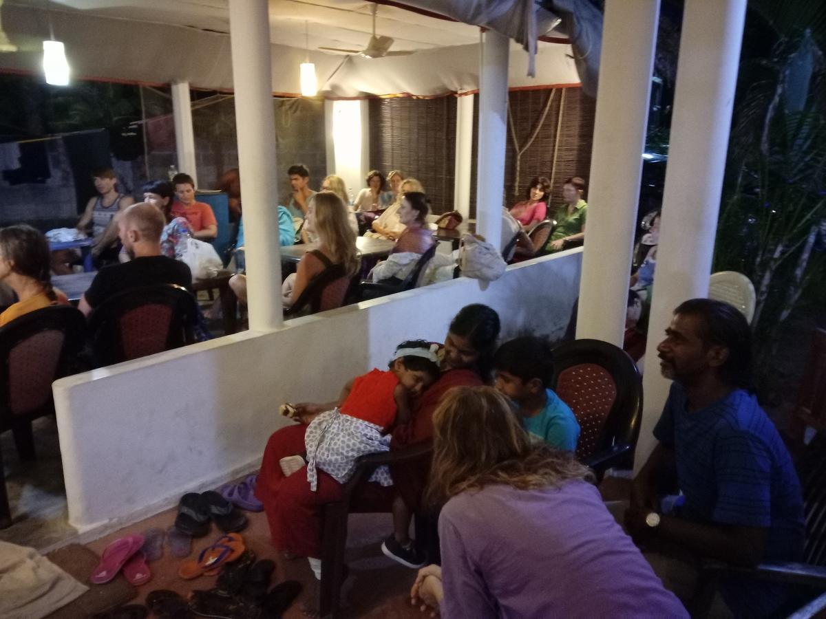 Hotel Peacock Kovalam Exteriör bild