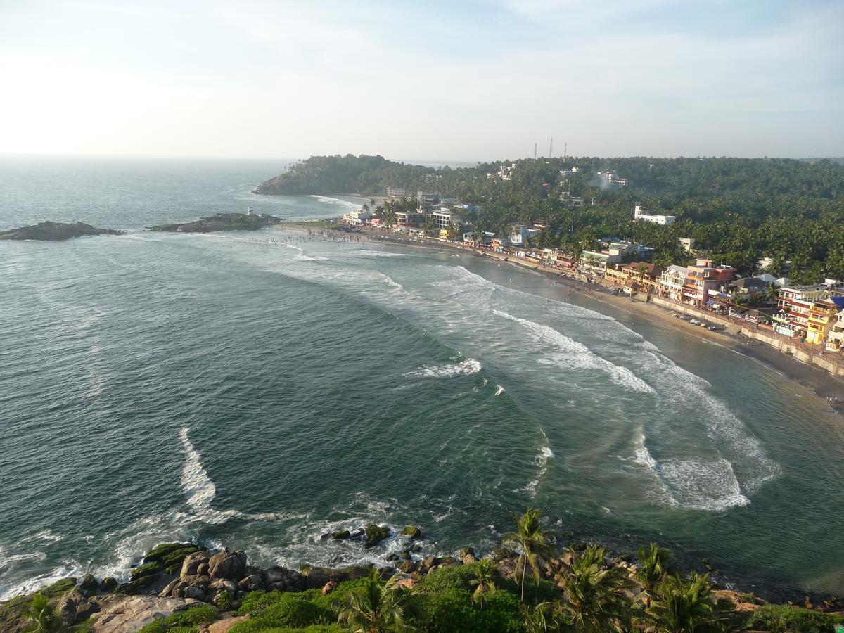 Hotel Peacock Kovalam Exteriör bild