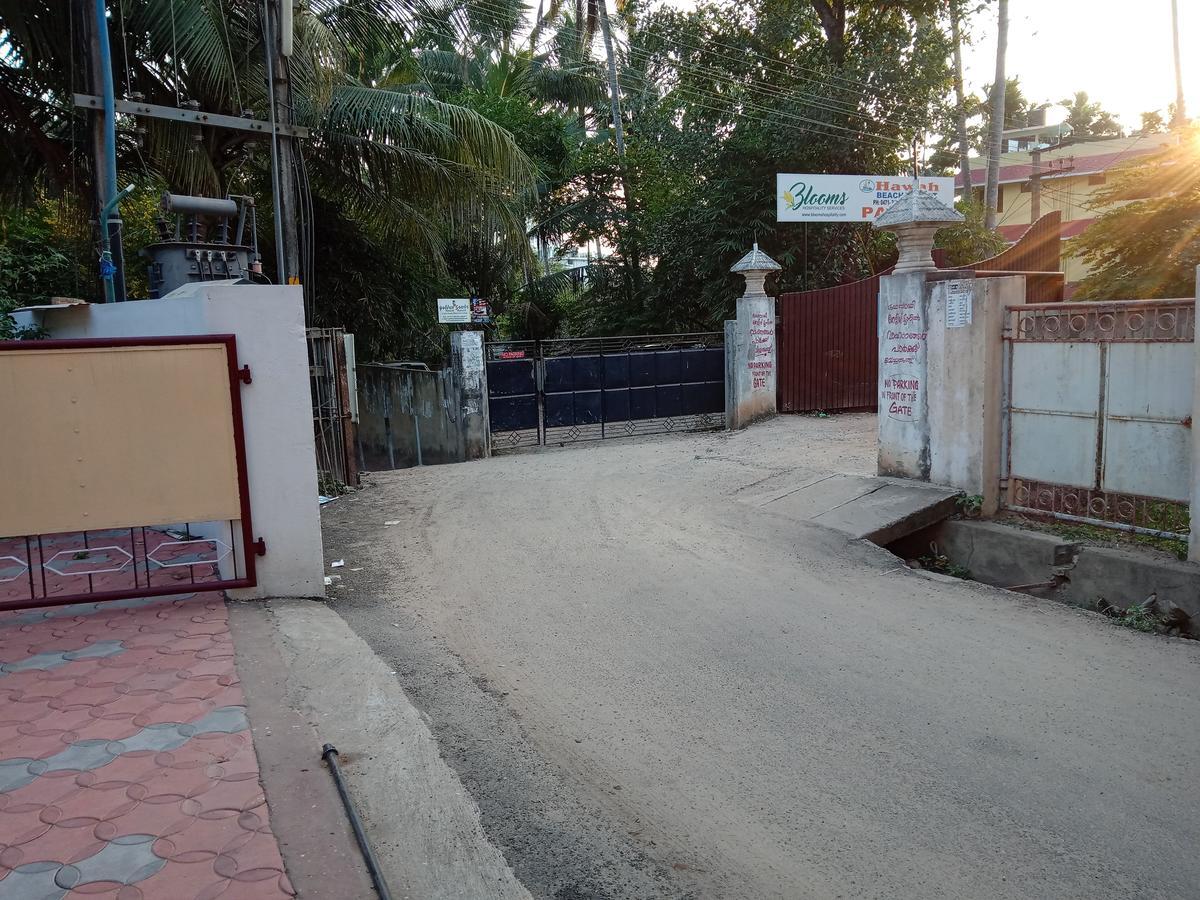 Hotel Peacock Kovalam Exteriör bild